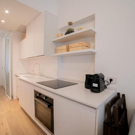 Navigli-Centro-Universita, Amazing New Apartment Milan Bagian luar foto