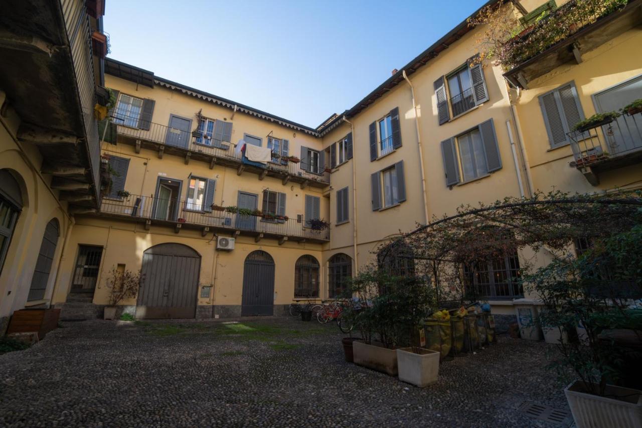 Navigli-Centro-Universita, Amazing New Apartment Milan Bagian luar foto
